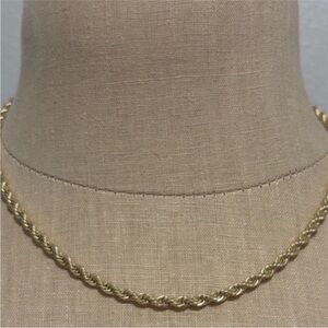 NWOT Kendra Scott Isabelle Necklace Kendra Scott Chain Necklace Gold
